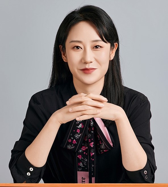 许婵.jpg 许婵.jpg